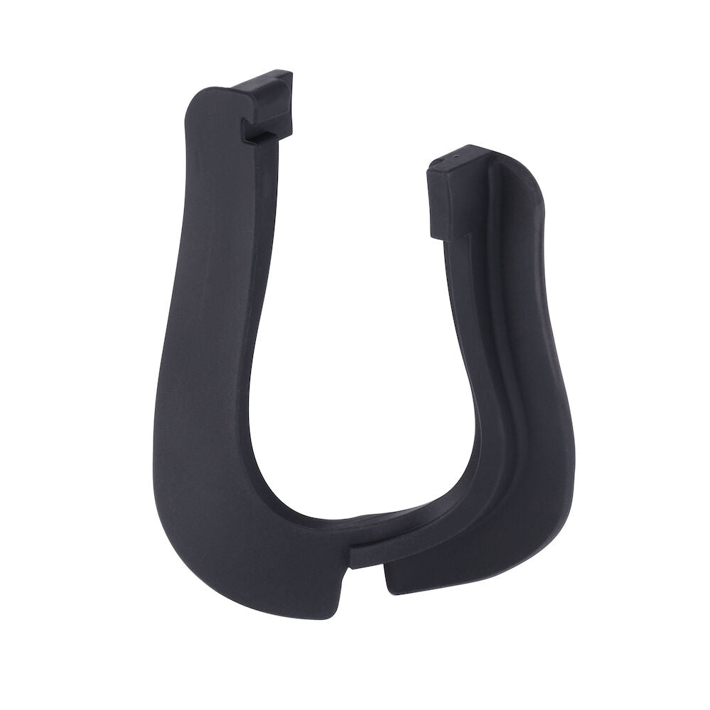 Una espátula de silicona PROBAKER para batidor FLEXI-BEATER, de color negro y con forma de herradura, con dos brazos curvos orientados uno hacia el otro. La base es más ancha y se va estrechando progresivamente hacia la parte superior, donde los brazos presentan pequeñas muescas rectangulares. La superficie es lisa y tiene un acabado mate, lo que le da el aspecto de una elegante espátula de silicona.