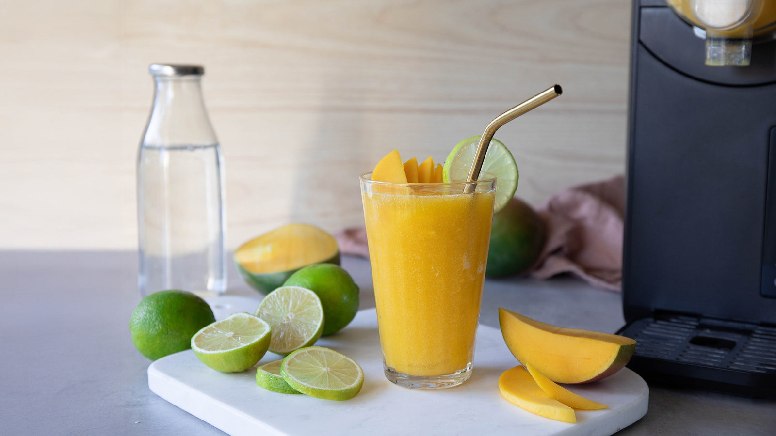 Mocktail with mango and lime