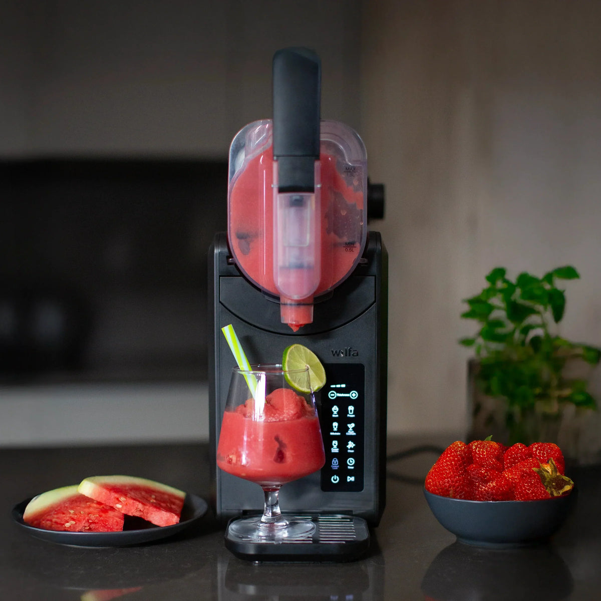 Slush | Vattenmelon & Jordgubb | Wilfa Recept för slushmaskin – Wilfa AS